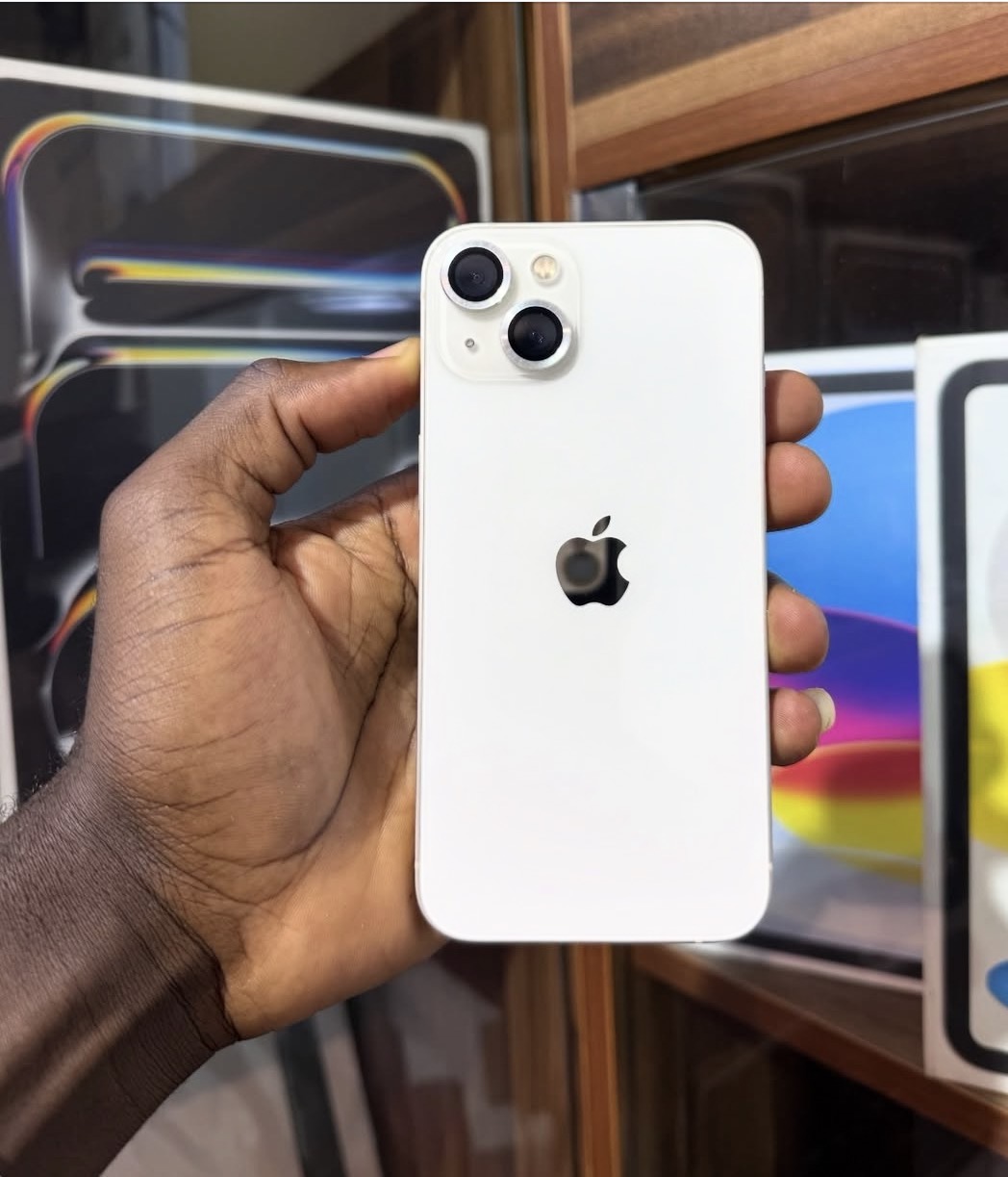 iPhone 14