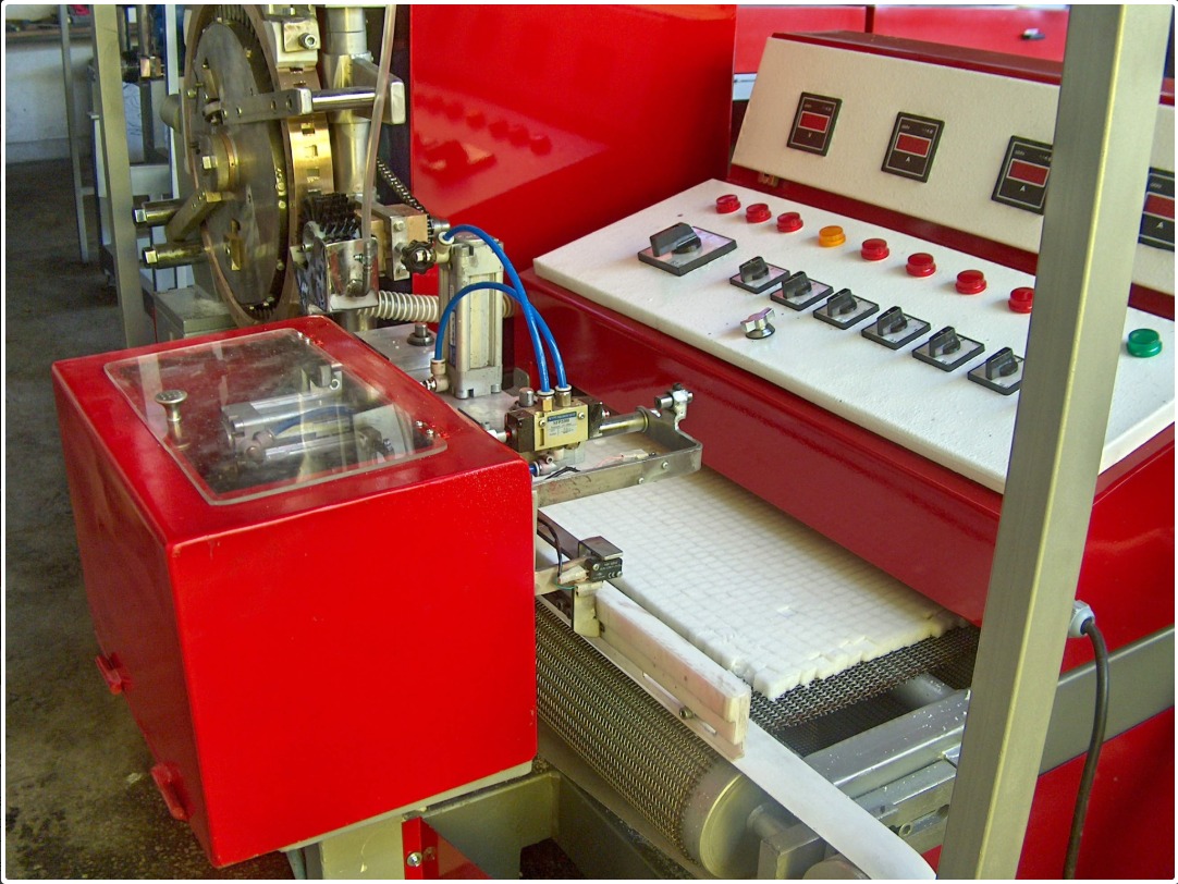Half automatic Sugar Molding Machine